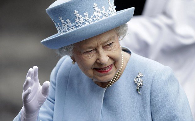 ملکه بریتانیا رمز ارزها را به عنوان ارز به رسمیت نمی‌شناسد