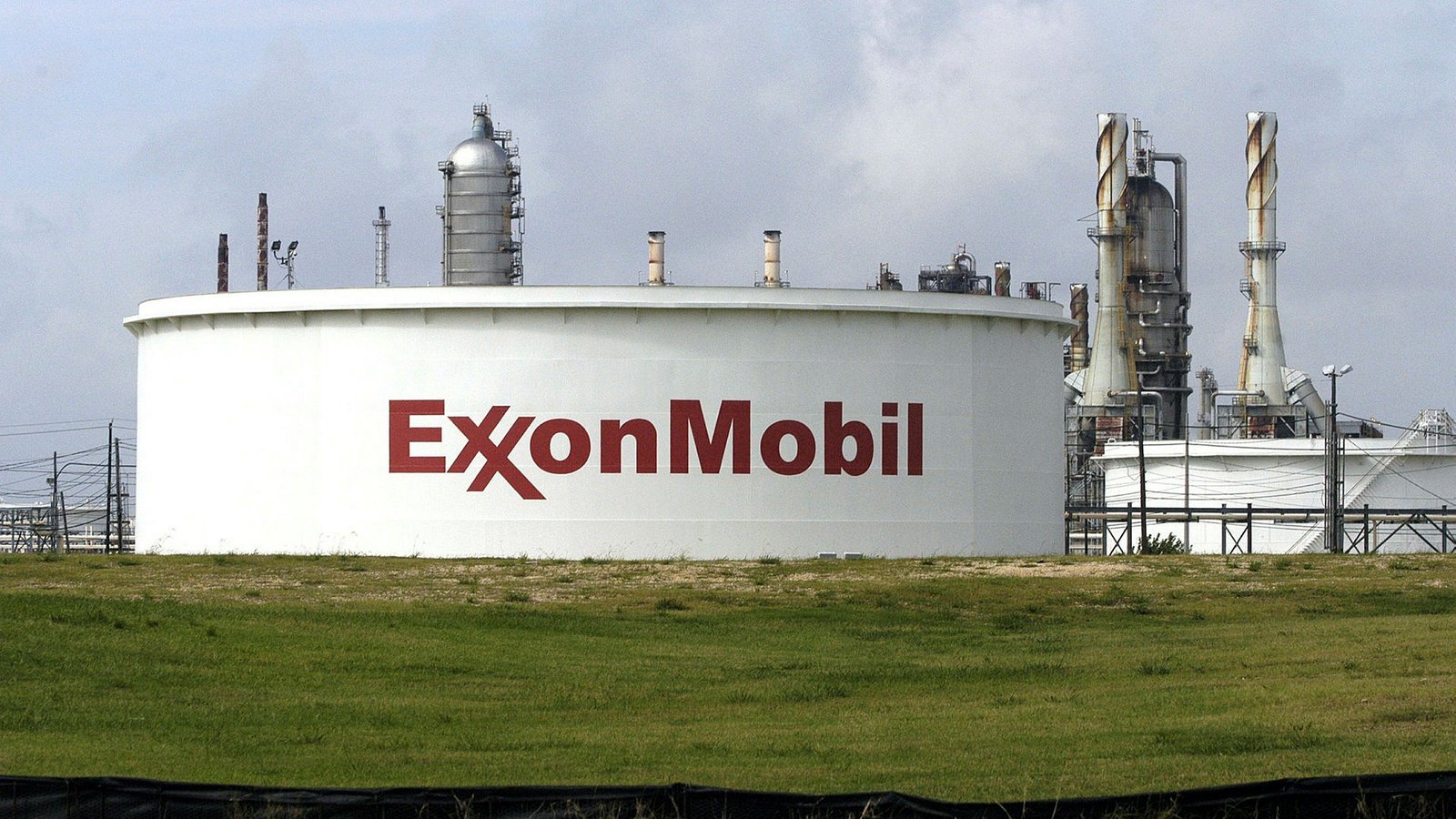 Exxon با ضایعات گاز طبیعی بیت‌کوین استخراج می‌کند!